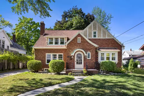 1007 N Harriman St, Appleton, WI 54911