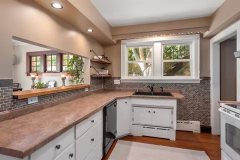 1007 N Harriman St, Appleton, WI 54911 photo 8