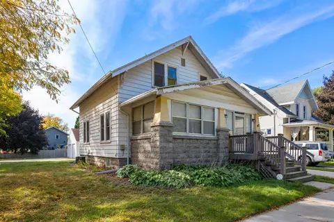 1103 W Packard St, Appleton, WI 54914