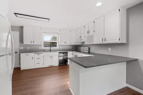 3736 N Wayman Ct, Appleton, WI 54914 photo 9