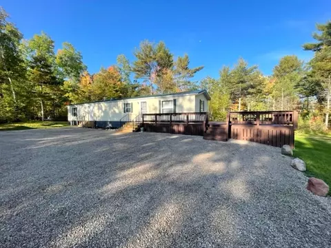 12754 N Poplar Ln, Mountain, WI 54149
