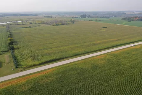 Roosevelt Road, Algoma, WI 54201