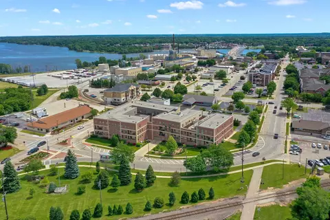 555 Main Ave #107, De Pere, WI 54115