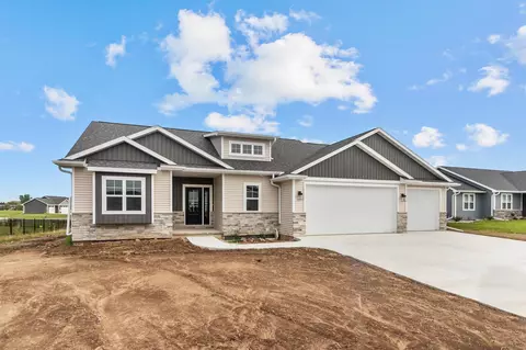 W6752 Shaylee Trail, Greenville, WI 54942