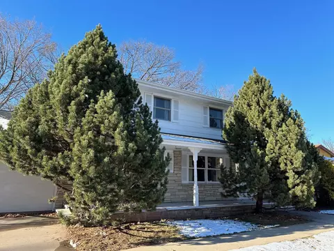 1215 N Briarcliff Dr, Appleton, WI 54915 photo 3