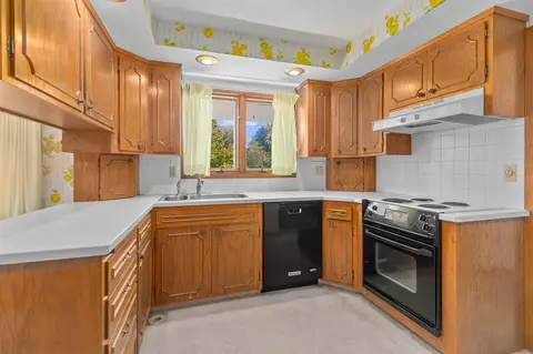 1215 N Briarcliff Dr, Appleton, WI 54915 photo 8