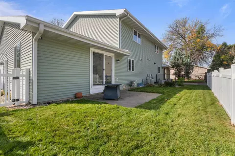 1612 E Capitol Dr, Appleton, WI 54911 photo 22