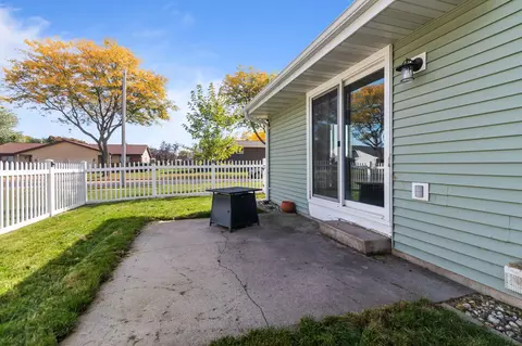 1612 E Capitol Dr, Appleton, WI 54911 photo 26