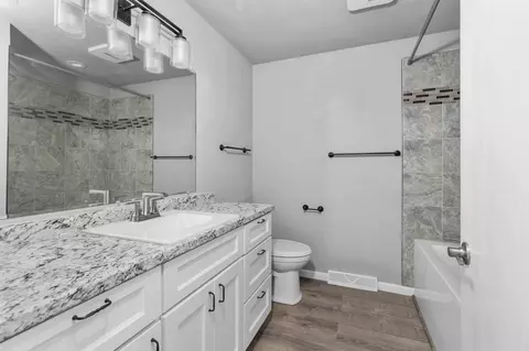1612 E Capitol Dr, Appleton, WI 54911 photo 18