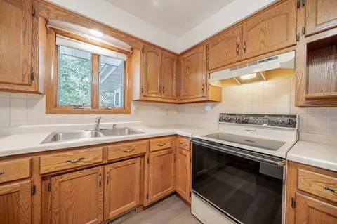 3530 N Spruce St, Appleton, WI 54914 photo 20