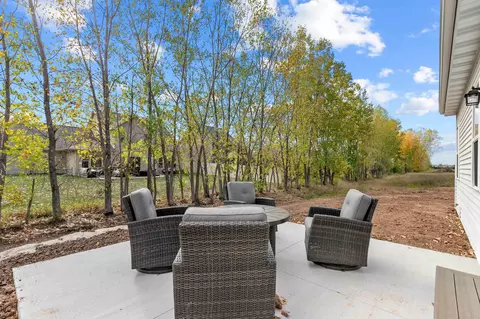 Exterior - 3657 Gladiolus Pl, Appleton, WI 54913 photo 3 of 5