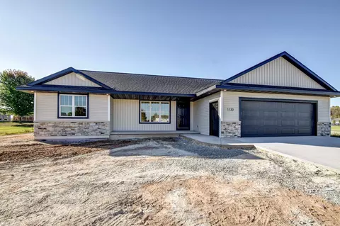 1130 Northwood Dr, Seymour, WI 54165