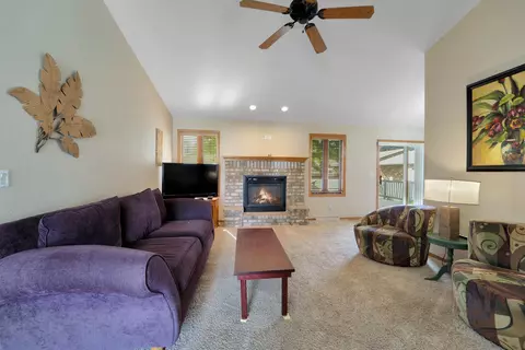 2225 W Cortland Dr, Appleton, WI 54914 photo 3