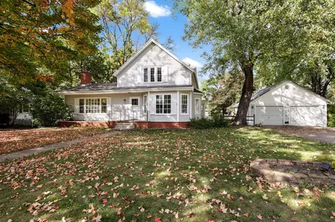 465 E Iola St, Iola, WI 54945 photo 3