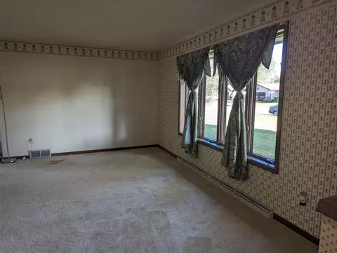 2308 W Jonathon Dr, Appleton, WI 54914 photo 5