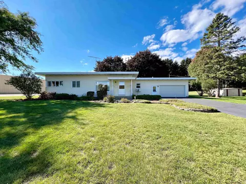 342 S Woodward St, Brandon, WI 53919