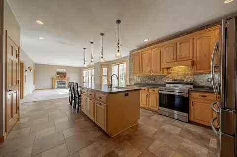 511 E Sheffield Ln, Appleton, WI 54913 photo 9