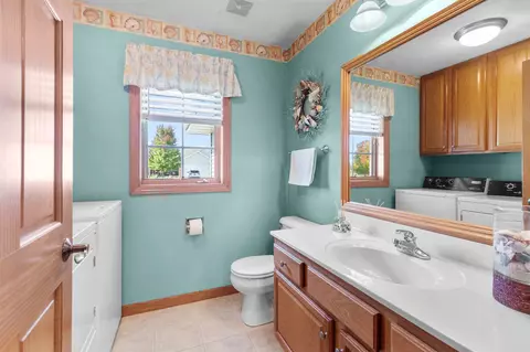 1868 Sunrise Ln, Appleton, WI 54913 photo 12