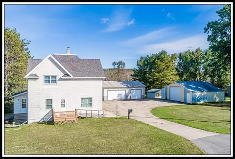 w6660 Center Valley Road, Shiocton, WI 54170