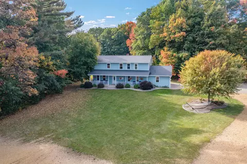 8307 Mulberry Ln, Pulaski, WI 54162