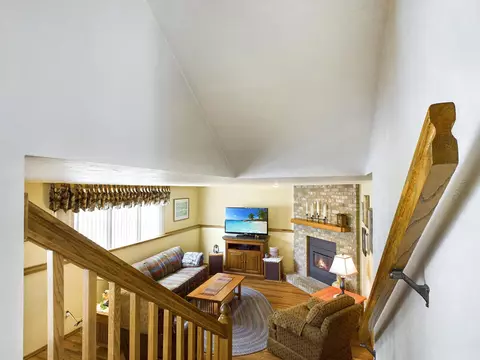 2245 W Roselawn Dr, Appleton, WI 54914 photo 9