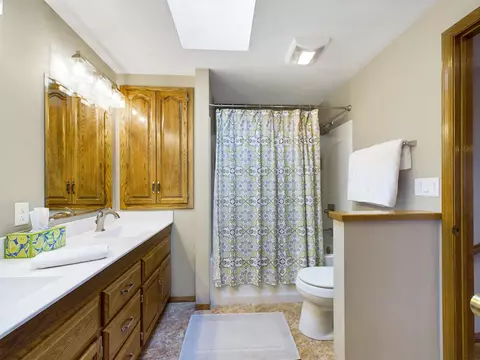 2245 W Roselawn Dr, Appleton, WI 54914 photo 17