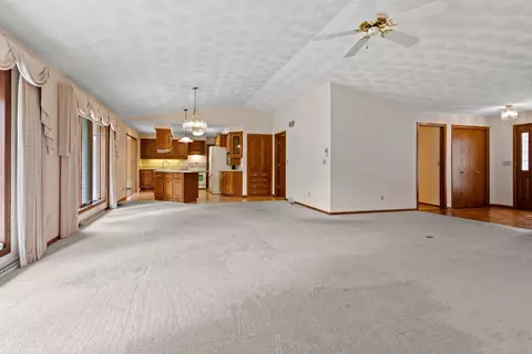 3413 N Mariah Ln, Appleton, WI 54911 photo 6