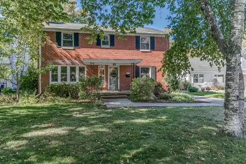 329 Winnebago Ave, Menasha, WI 54952