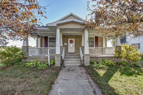 610 N Main St, Seymour, WI 54165