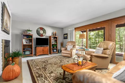7 S Meadows Dr, Appleton, WI 54915 photo 11