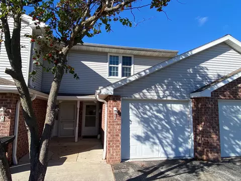 2527 Telluride Trl #I, Green Bay, WI 54313