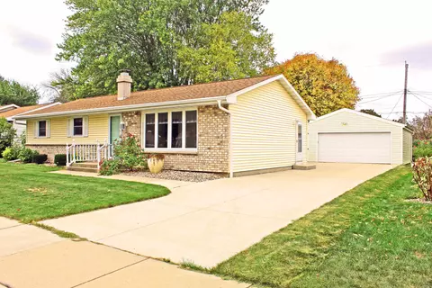 1013 S Fidelis St, Appleton, WI 54915