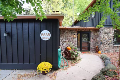 n5535 Hillview Road, Saint Cloud, WI 53079
