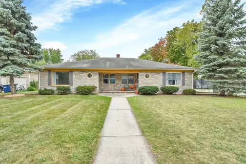 1300 Mc Cormick St, Green Bay, WI 54301