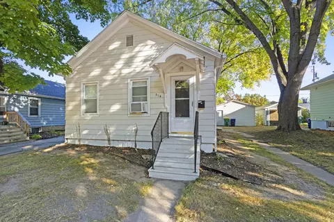 316 N Ashland Ave, Green Bay, WI 54303