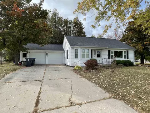 405 Wisconsin Ave, Denmark, WI 54208
