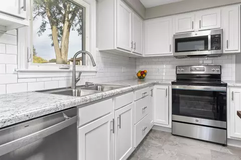 421 W Marquette St, Appleton, WI 54911 photo 6
