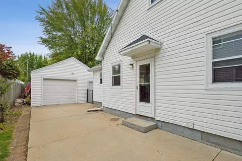 713 E Harrison St, Appleton, WI 54915 photo 24