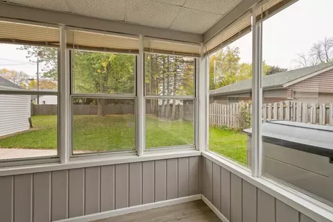 713 E Harrison St, Appleton, WI 54915 photo 12