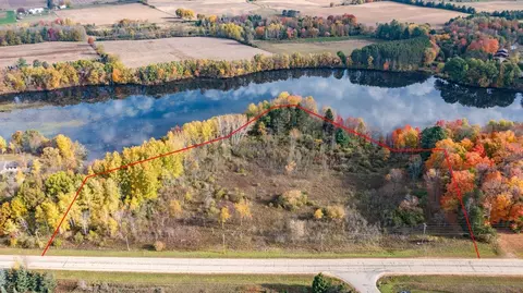 Lakeshore Road, Clintonville, WI 54929