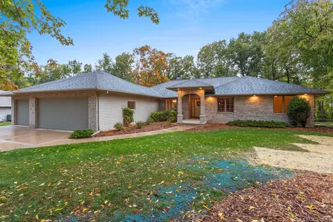 2778 S Memorial Dr, Green Bay, WI 54313