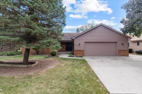 4721 W Sunflower Rd, Appleton, WI 54914 photo 2