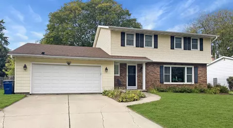 3124 E River Dr, Green Bay, WI 54301
