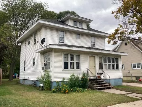 1320 Harvey St, Green Bay, WI 54302