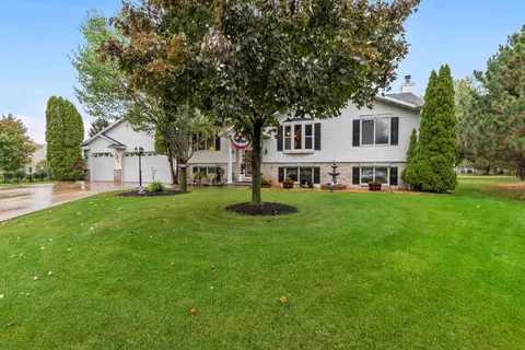 33 Corvette Cir, Fond Du Lac, WI 54935
