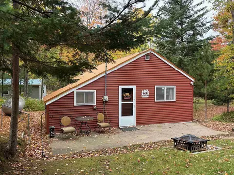 13649 Waubee Lake Dr, Lakewood, WI 54138