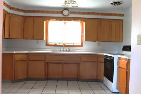 701 Bluff St, Stephenson, MI 49887 photo 2