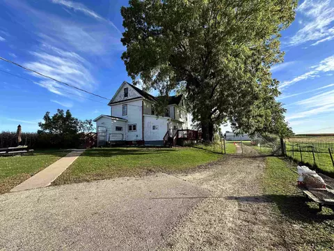 w2404 County Road North, Coon Valley, WI 54623