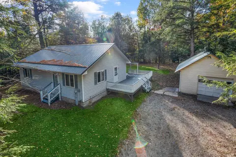 4185 Geline Dr, Menominee, MI 49858