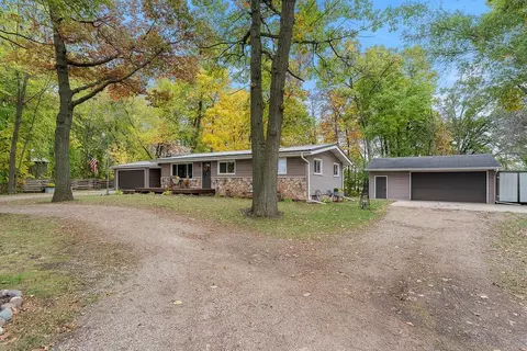 2104 Springbrook Rd, Omro, WI 54963